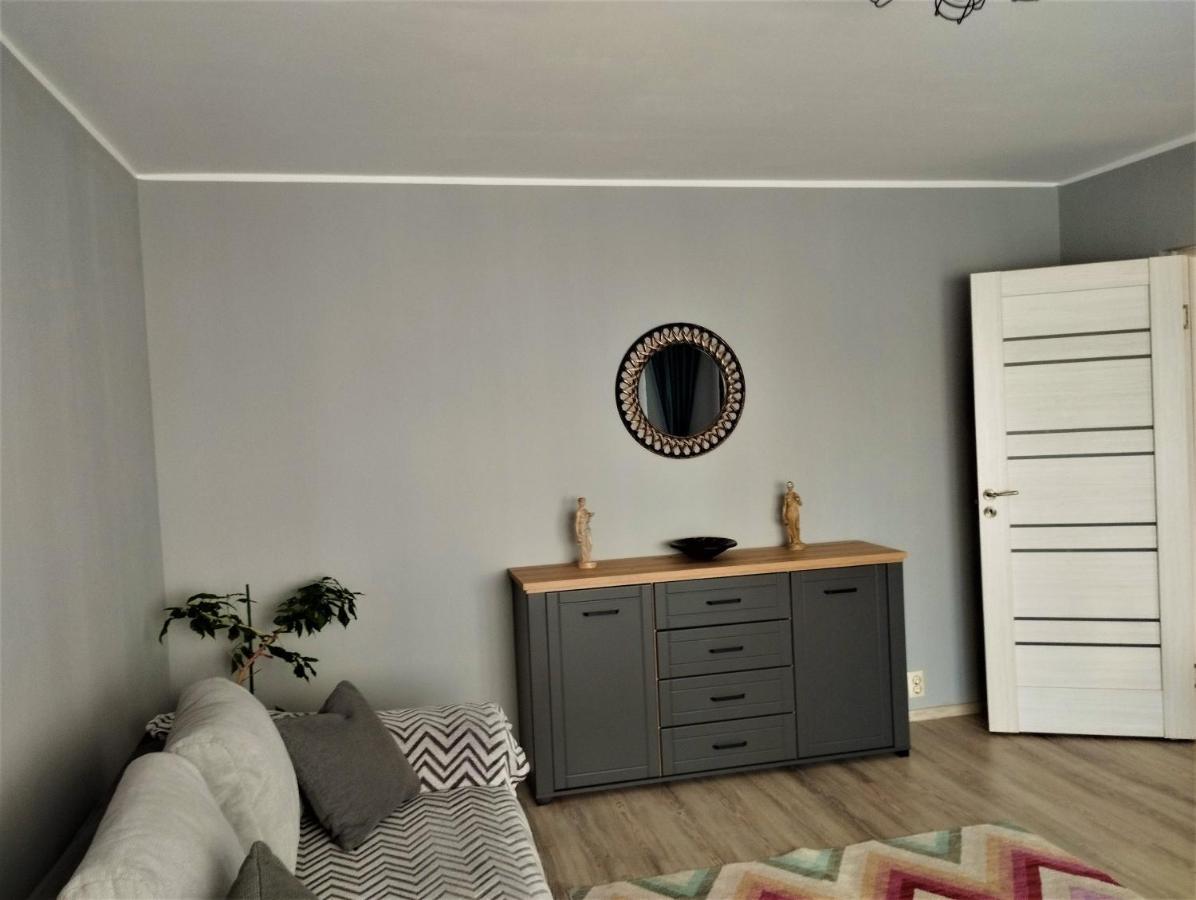 Central Lala Apartament Lägenhet Braşov Exteriör bild