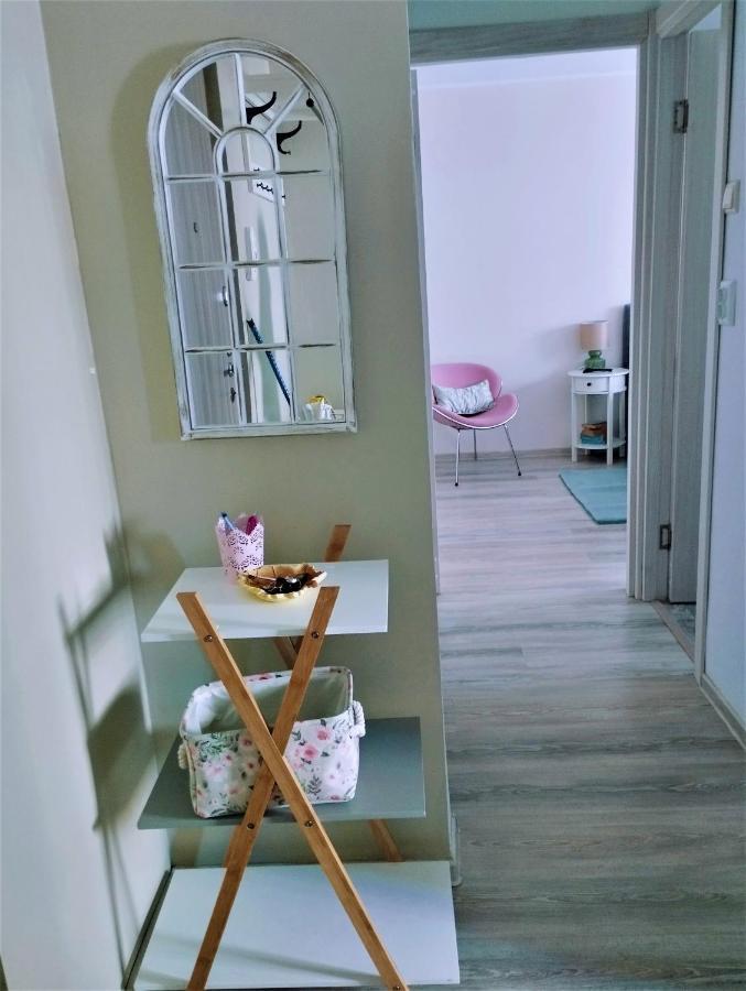 Central Lala Apartament Lägenhet Braşov Exteriör bild