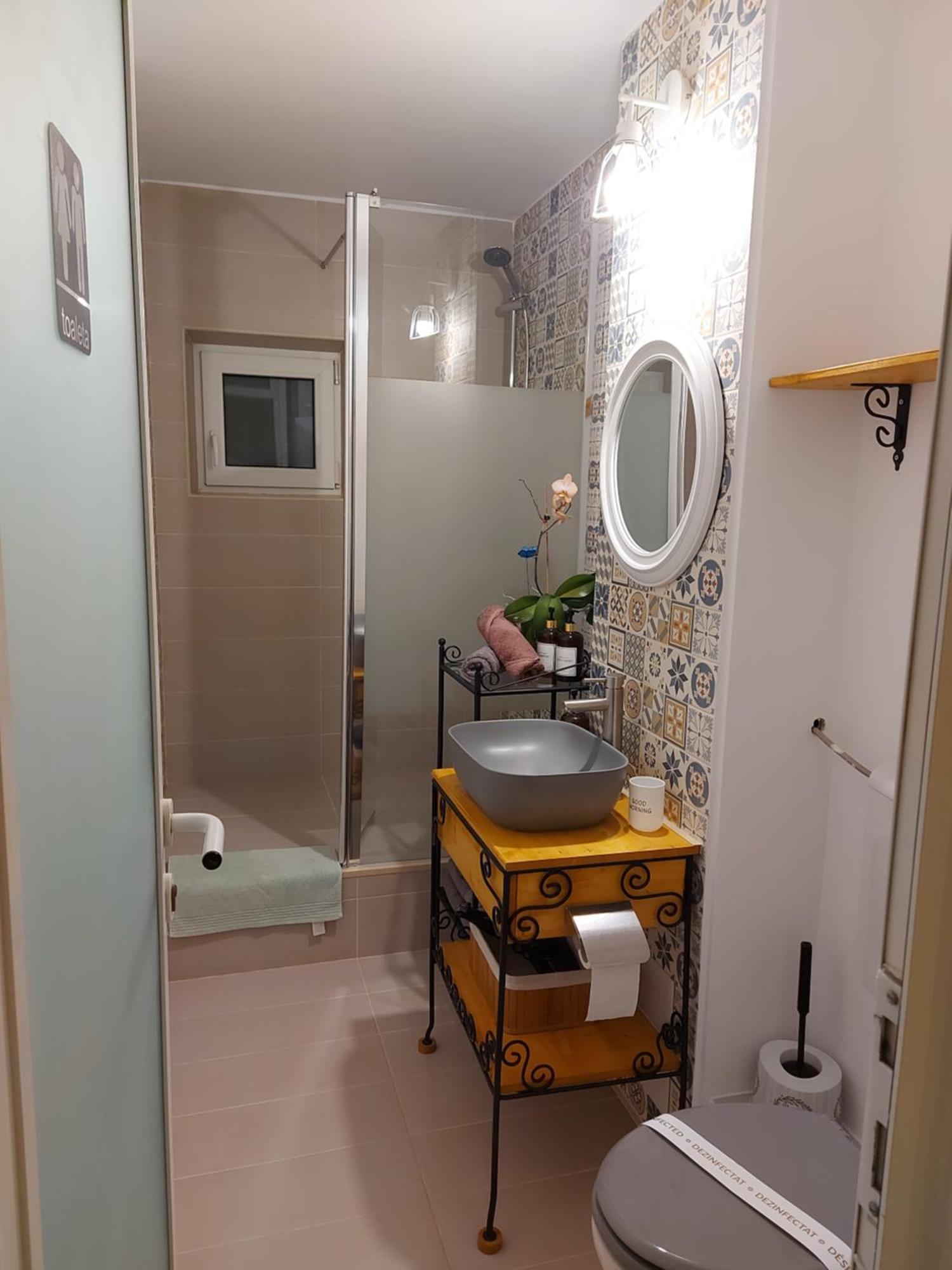 Central Lala Apartament Lägenhet Braşov Exteriör bild